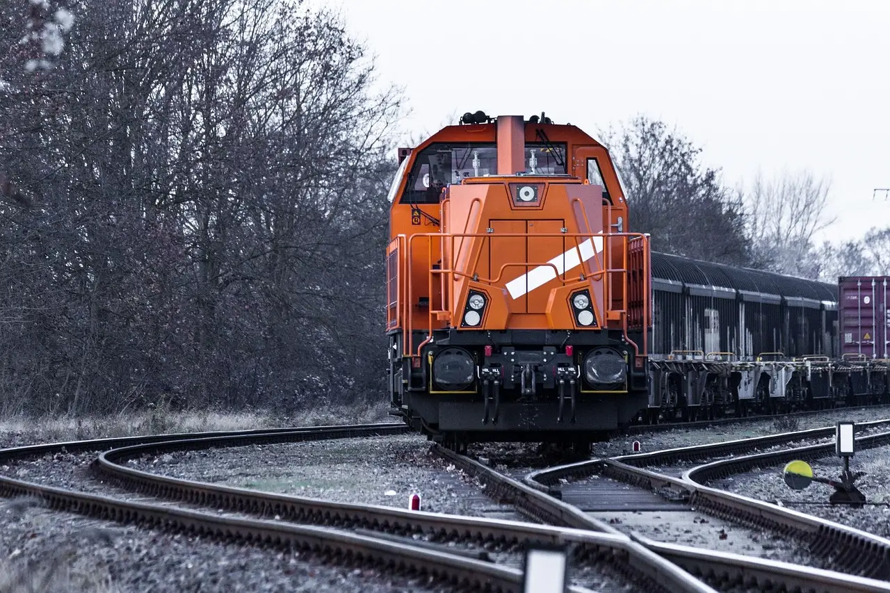 Maersk and Hateco Plan $3.5 Billion Vietnam Rail Freight Project