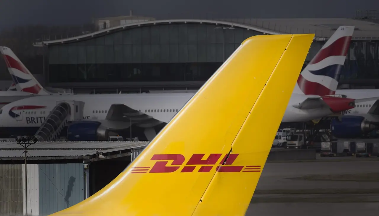 US Cargo Carriers Prefer AIFA Over AICM, Sheinbaum Says - Mexico Business News