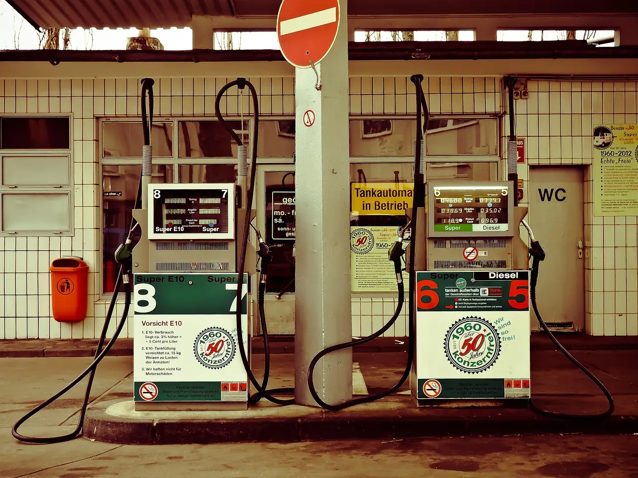 Pump price is trucking’s #1 concern: ATRI survey - Yahoo Finance