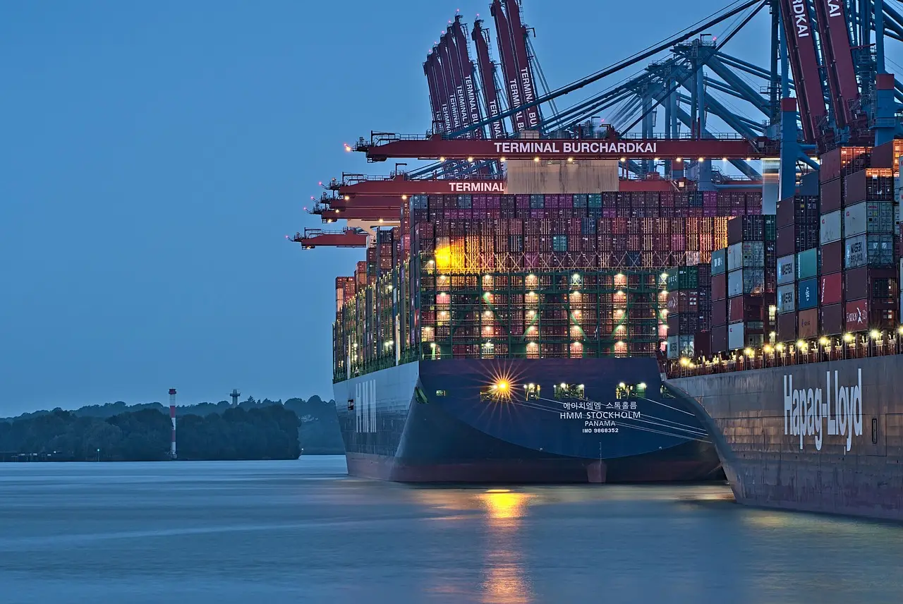 Container ship attacks escalate in Strait of Hormuz