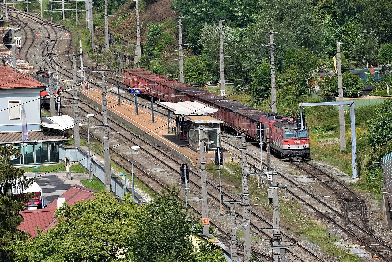 Commodity markets whip up railfreight gains