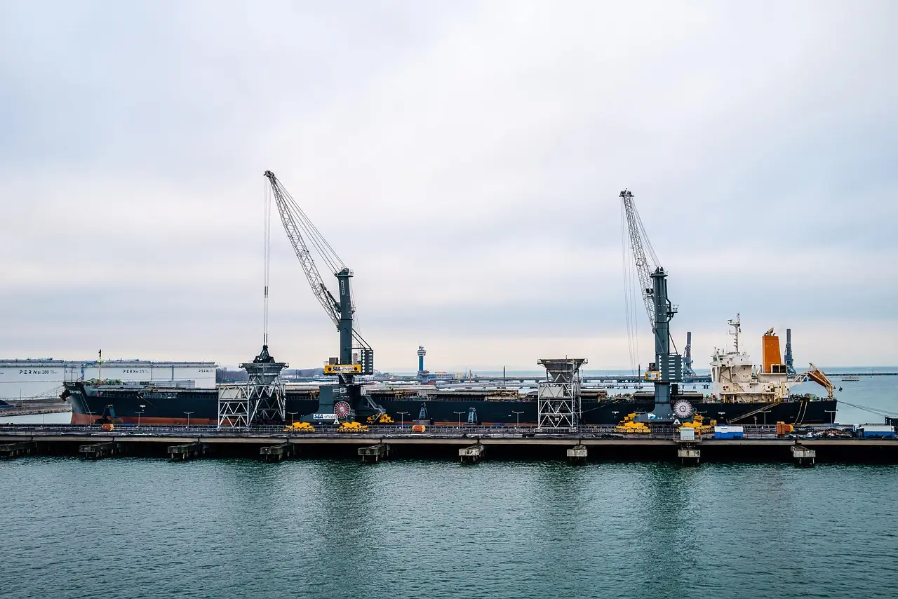 Laskaridis linked to $312m newcastlemax order in China