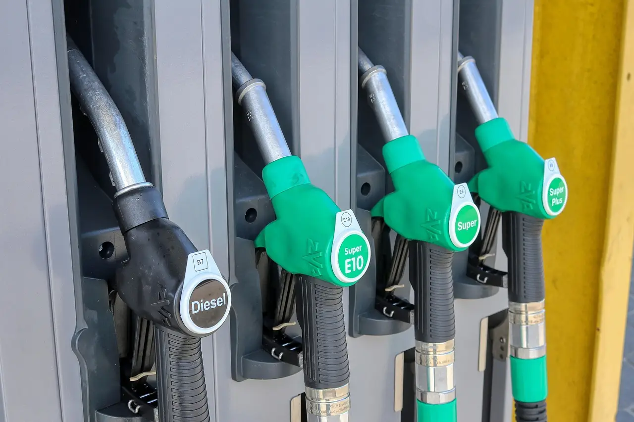 Soaring diesel prices force carriers to update fuel surcharges weekly instead of monthly
