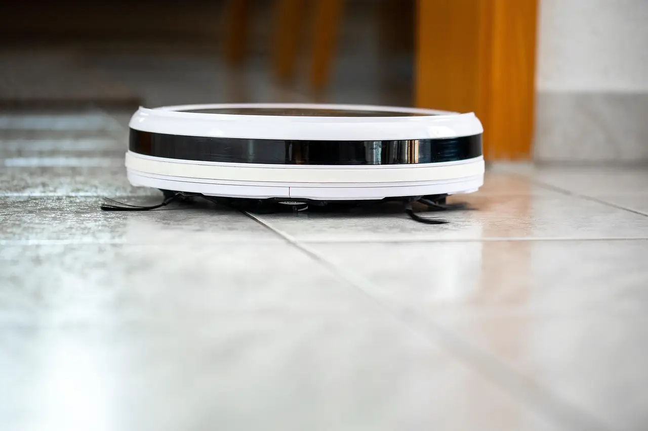 Supply chain tech firm Korber buys stake in robot fleet management startup