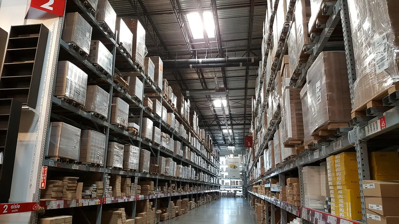 M&S unveils fashion distribution centre amid logistics recruitment drive