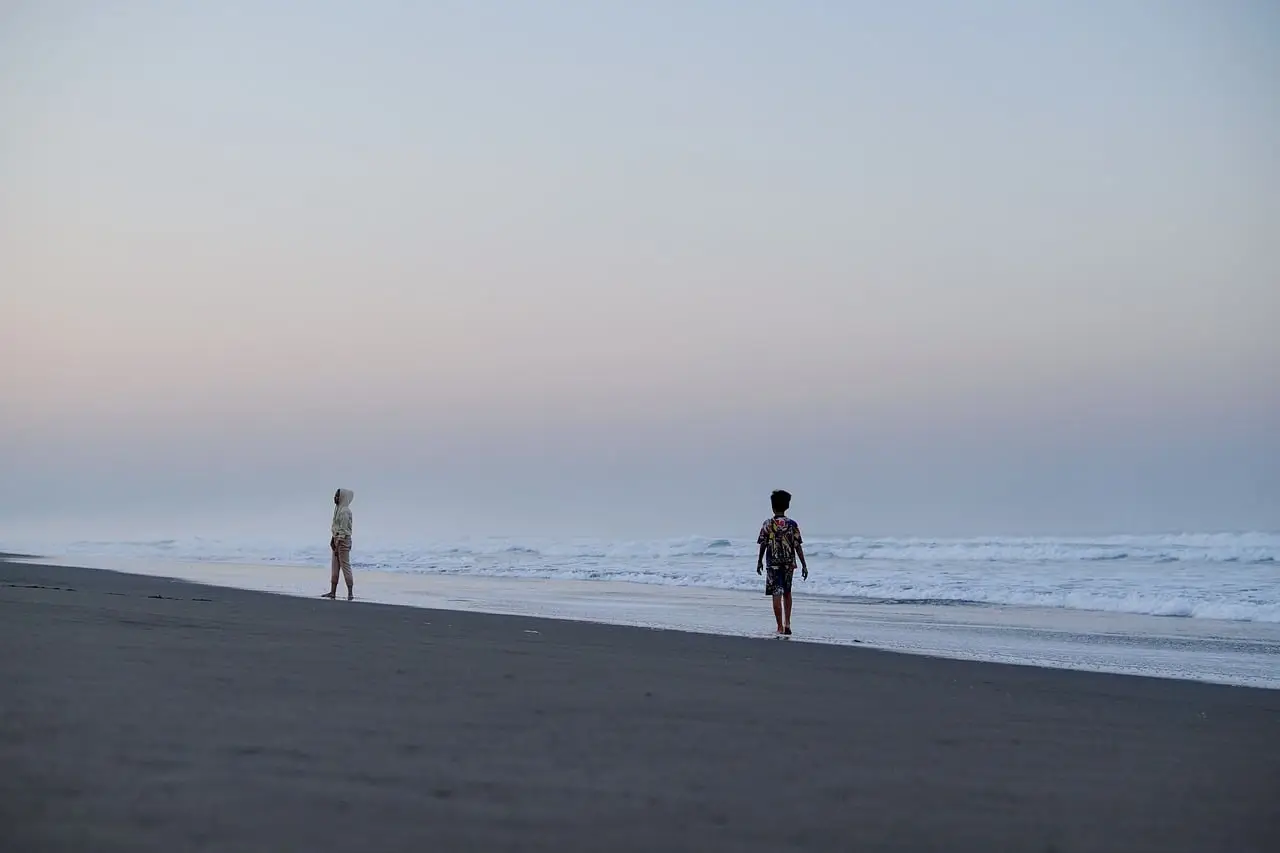 Oil Spill Off UAE Widens, Satellite Images Show, Prompting More Beach Closures